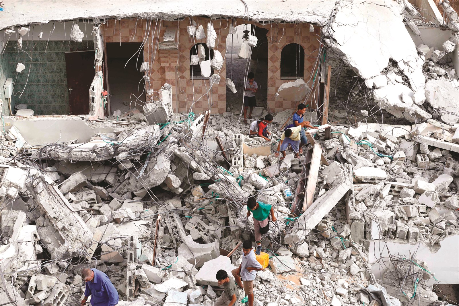 u0631u0643u0627u0645 u0627u0644u0645u0646u0632u0644 u0627u0644u0630u064a u0647u062fu0645u062au0647 u0625u0633u0631u0627u0626u064au0644 u0641u064a u0628u0644u062fu0629 u062fu064au0631 u0623u0628u0648 u0645u0634u0639u0644 u063au0631u0628 u0631u0627u0645 u0627u0644u0644u0647        (u0627 u0641 u0628)