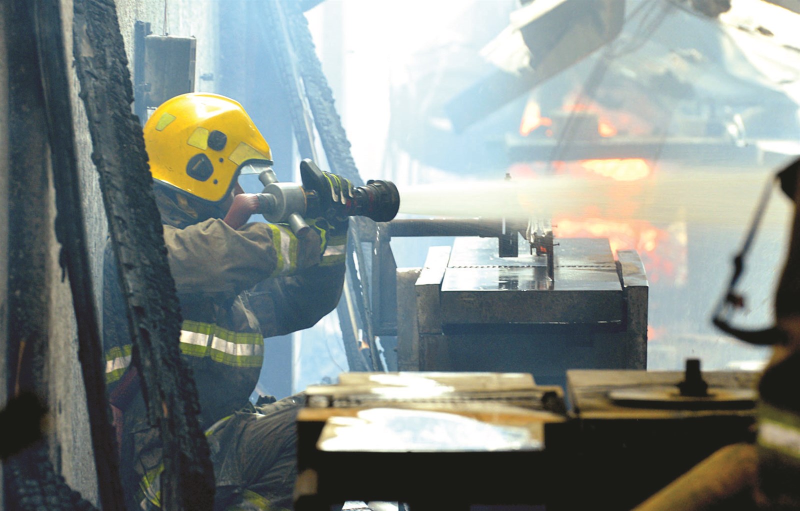 u0625u0637u0641u0627u0626u064a u064au0642u0627u0648u0645 u0627u0644u062du0631u064au0642  (u062au0635u0648u064au0631 u0646u0627u064au0641 u0627u0644u0639u0642u0644u0629)