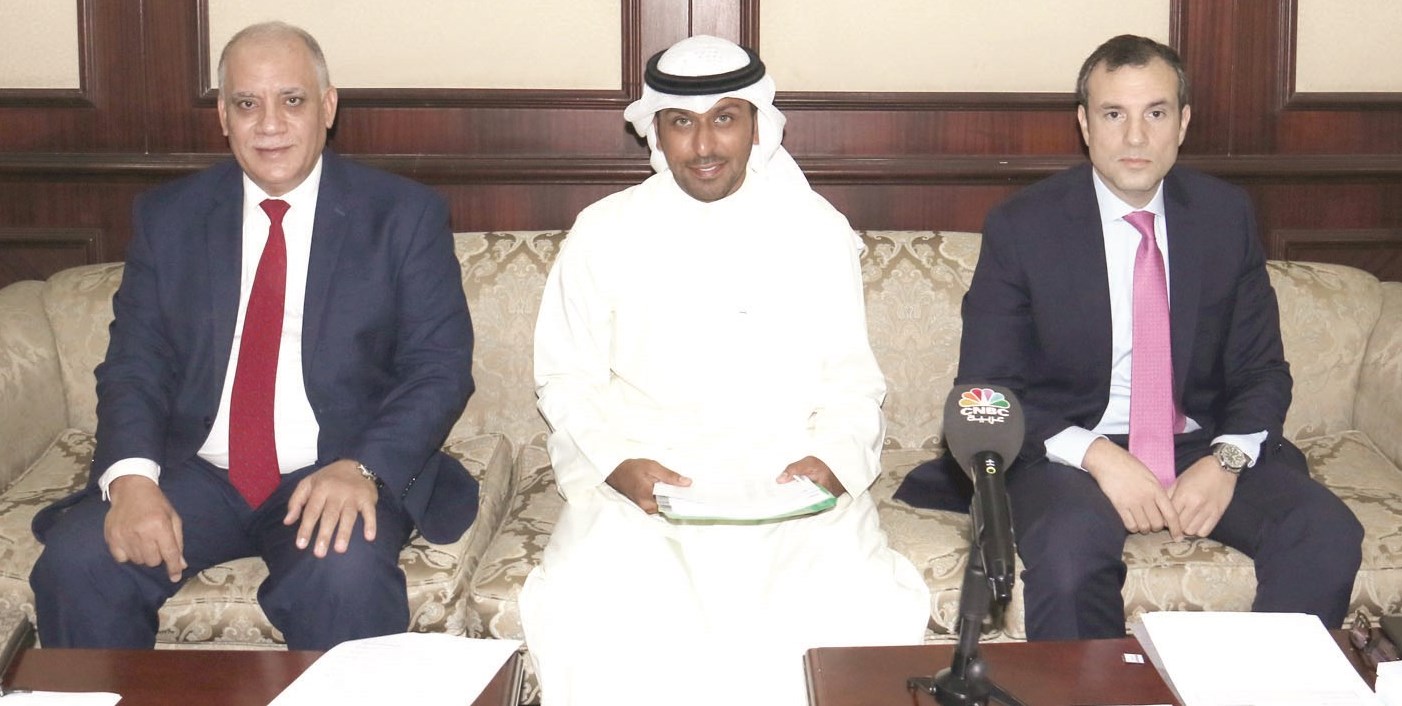 u0627u0644u062au0631u0643u064au062a u0645u062au0631u0626u0633u0627u064b u0627u0644u0639u0645u0648u0645u064au0629 (u062au0635u0648u064au0631 u0628u0633u0627u0645 u0632u064au062fu0627u0646)