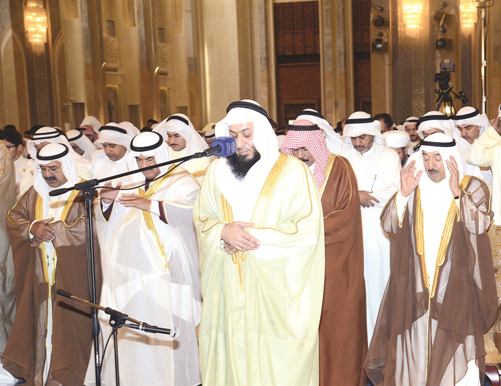 u0627u0644u0634u0647u064au062f u0648u0644u064au062f u0627u0644u0639u0644u064a u0644u062fu0649 u0625u0645u0627u0645u062au0647 u0635u0644u0627u0629 u0627u0644u062cu0645u0639u0629 u0628u0639u062f u062au0641u062cu064au0631 u0627u0644u0635u0627u062fu0642 u0628u062du0636u0648u0631 u0633u0645u0648 u0627u0644u0623u0645u064au0631 u0648u0648u0644u064a u0627u0644u0639u0647u062f