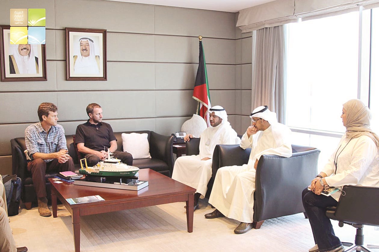 u0627u0644u0623u062du0645u062f u062eu0644u0627u0644 u0627u062cu062au0645u0627u0639u0647 u0628u0627u0644u0645u0633u062au0634u0627u0631u064au0646 u0648u0627u0644u0645u062eu062au0635u064au0646