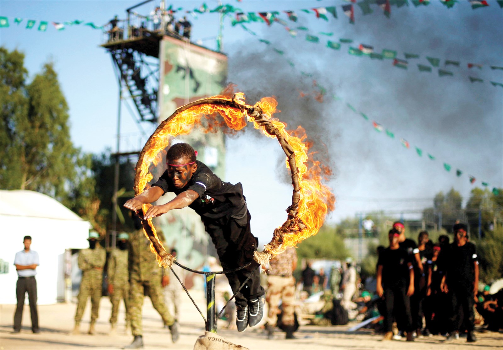 u0641u062au0649 u0641u0644u0633u0637u064au0646u064a u062eu0644u0627u0644 u0639u0631u0636 u0639u0633u0643u0631u064a u0641u064a u062du0641u0644 u0646u0638u0645u062au0647 u00abu062du0645u0627u0633u00bb u0641u064a u062eu0627u0646 u064au0648u0646u0633 u062cu0646u0648u0628 u063au0632u0629 u0644u0623u0644u0641 u062au0644u0645u064au0630 u0634u0627u0631u0643u0648u0627 u0641u064a u0645u062eu064au0645u0627u062au0647u0627 u0627u0644u0635u064au0641u064au0629          (u0631u0648u064au062au0631u0632)