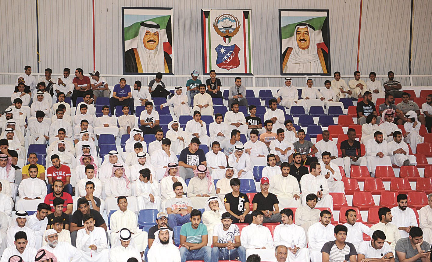 متابعة من المتقدمين