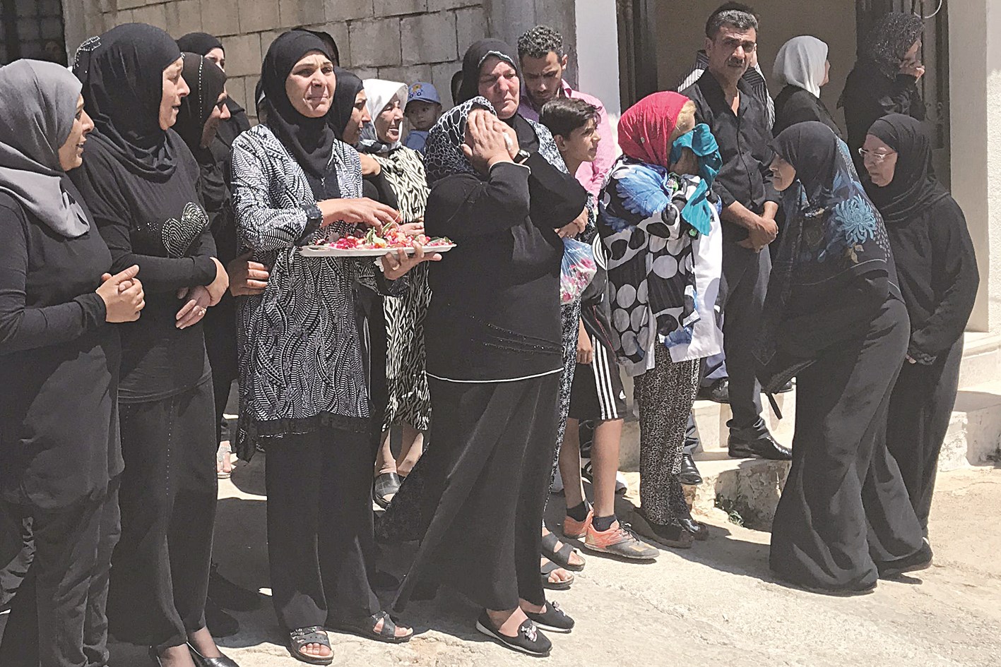 u0644u0628u0646u0627u0646u064au0627u062a u064au0634u0627u0631u0643u0646 u0641u064a u0628u0644u062fu0629 u0633u0639u062fu0646u0627u064au0644 u0641u064a u0627u0644u0628u0642u0627u0639 u0628u062au0634u064au064au0639 u062cu0646u062fu064a u0627u0633u062au0634u0647u062f u0628u0627u0644u0645u0639u0627u0631u0643 u0636u062f u00abu062fu0627u0639u0634u00bb b (u0627 u0641 u0628)