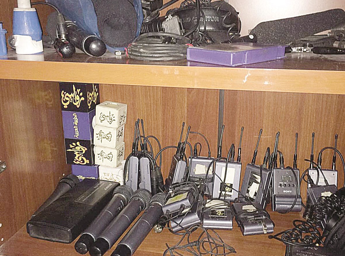 معدات «الجزيرة العربية» تستخدم لقناة «رواسي»