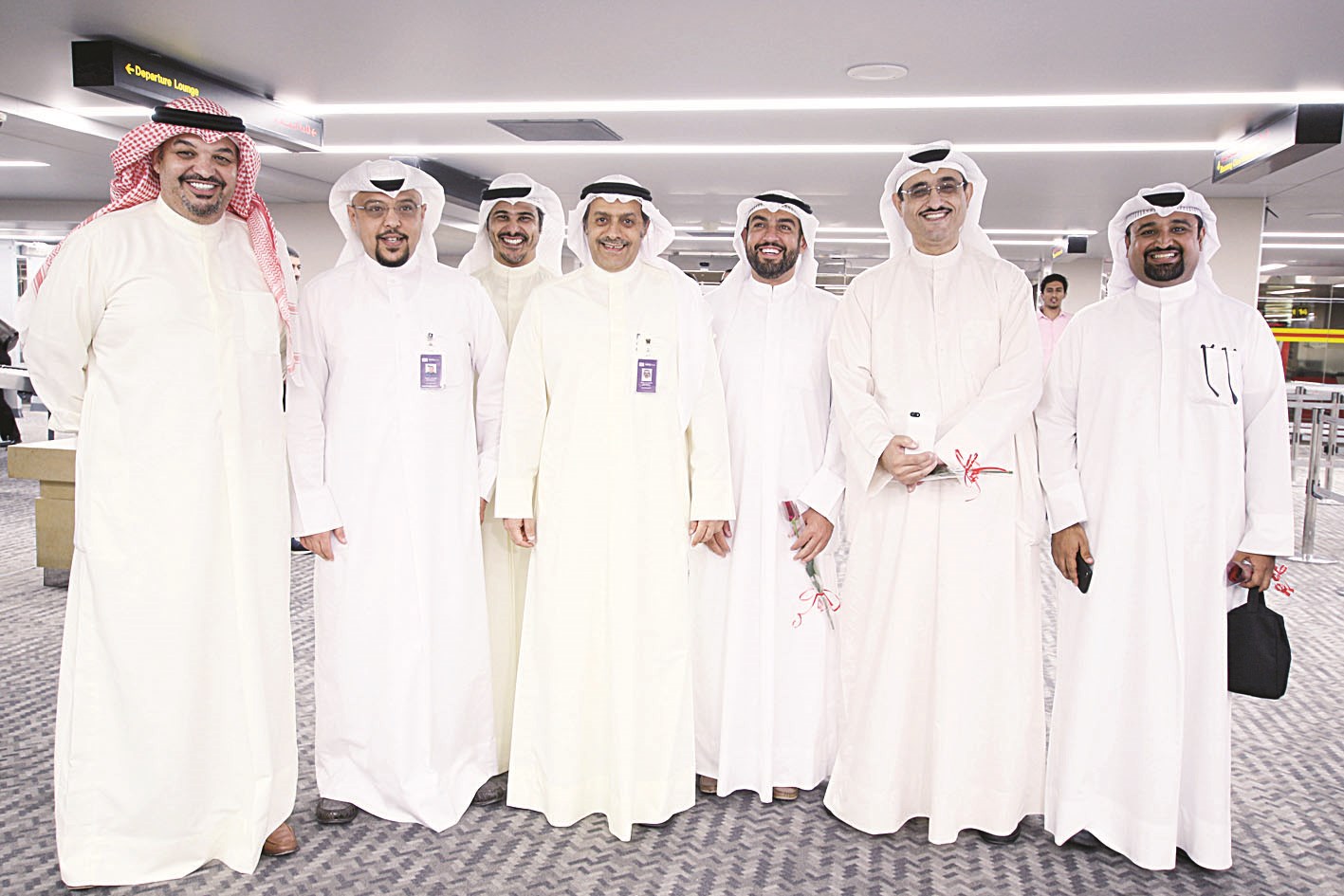 u0645u0633u0624u0648u0644u0648 u0627u0644u0634u0631u0643u0629 u0641u064a u0645u0637u0627u0631 u0627u0644u0628u062du0631u064au0646 u0627u0644u062fu0648u0644u064a