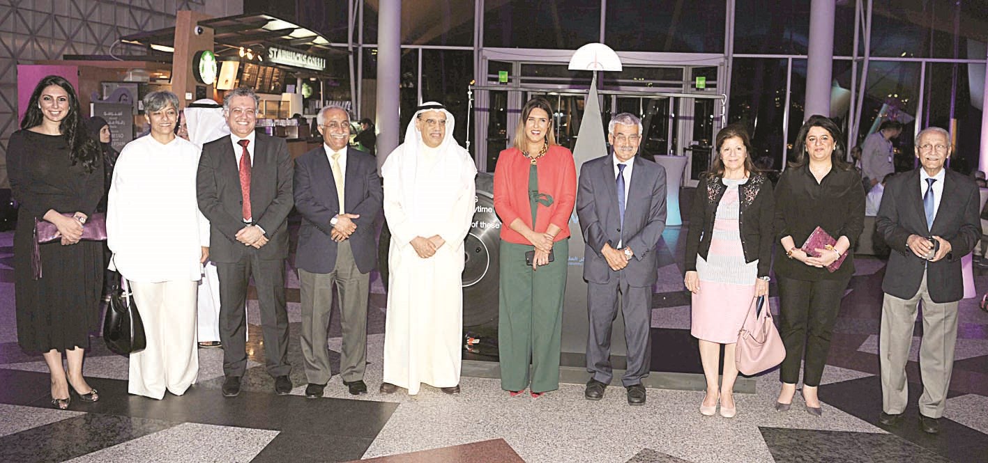 u0639u062fu0646u0627u0646 u0634u0647u0627u0628 u0627u0644u062fu064au0646 u0648u0631u0646u0627 u0627u0644u0646u064au0628u0627u0631u064a u0648u0633u0627u0645u064a u0627u0644u0631u0634u064au062f u064au062au0648u0633u0637u0648u0646 u0623u0639u0636u0627u0621 u0627u0644u0645u0631u0643u0632 u0627u0644u0639u0644u0645u064a (u062au0635u0648u064au0631 u0637u0627u0631u0642 u0639u0632u0627u0644u062fu064au0646)