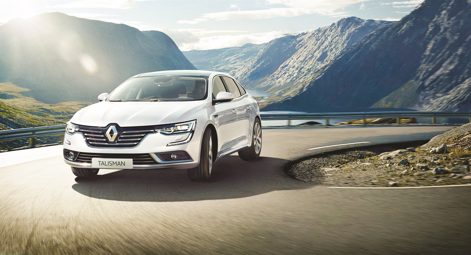 «تاليسمان»... متألقة