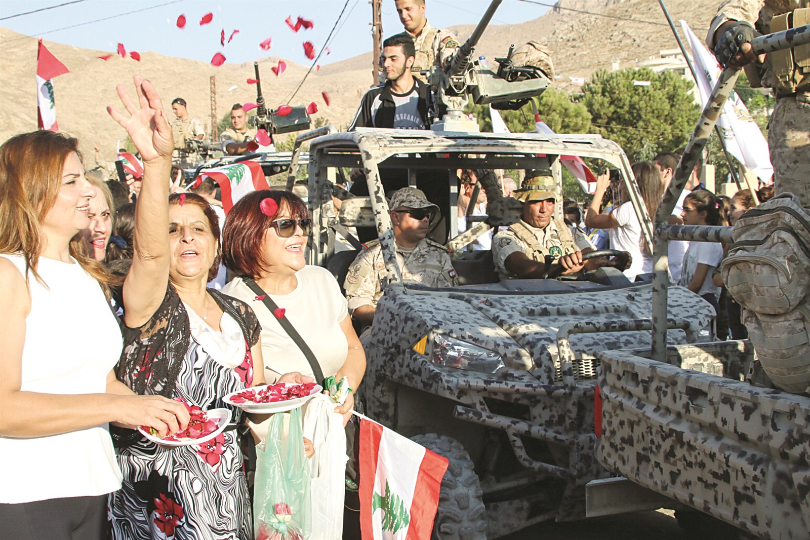 u0623u0647u0627u0644u064a u0631u0623u0633 u0628u0639u0644u0628u0643 u064au062du062au0641u0644u0648u0646 u0628u0627u0644u062cu0646u0648u062f u0627u0644u0644u0628u0646u0627u0646u064au064au0646 u0627u0644u0639u0627u0626u062fu064au0646 u0645u0646 u0645u0639u0631u0643u0629 u0627u0644u062cu0631u0648u062f u0628u0639u062f u0627u0644u0627u0646u062au0635u0627u0631 u0639u0644u0649 u00abu062fu0627u0639u0634u00bb (u0627 u0641 u0628)