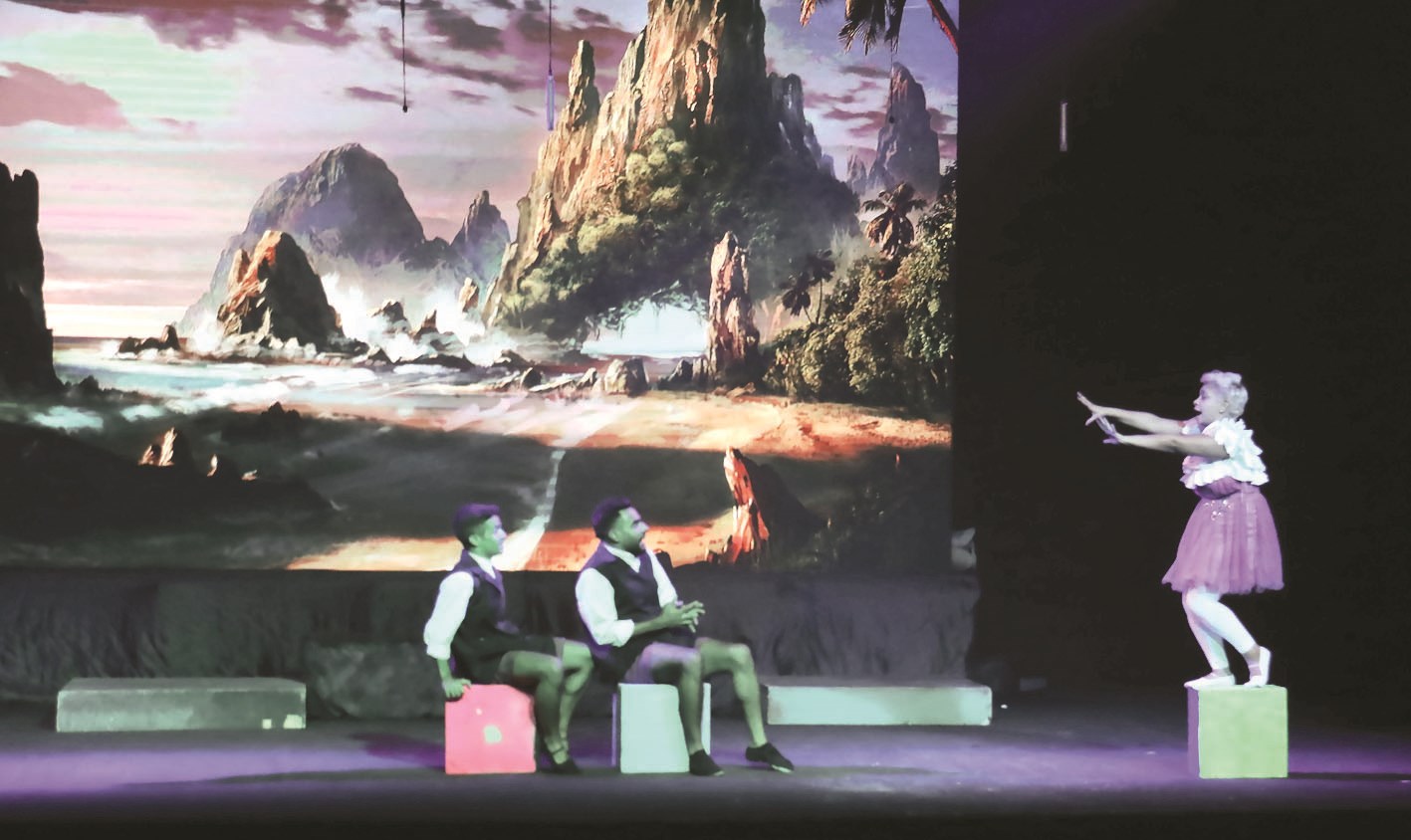 u0635u0646u0627u062fu064au0642 u0627u0644u0623u0644u0639u0627u0628... u0623u0633u0631u0627u0631 u0648u0623u0644u063au0627u0632   (u062au0635u0648u064au0631 u0628u0633u0627u0645 u0632u064au062fu0627u0646)