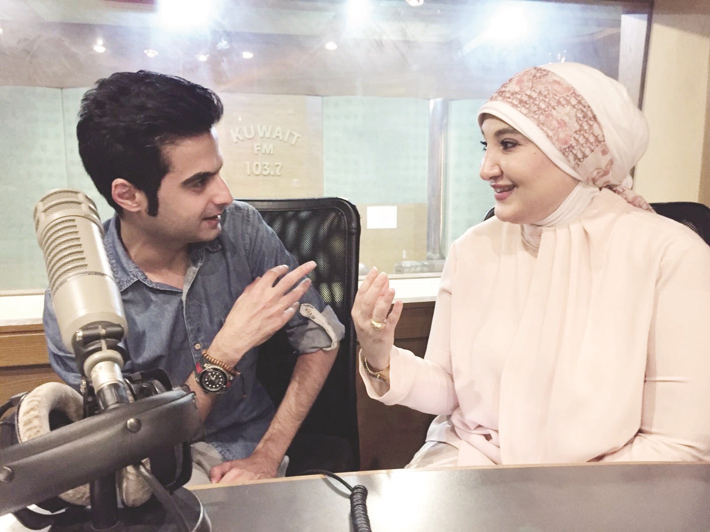 سماح متحدثة للزميل حمود العنزي