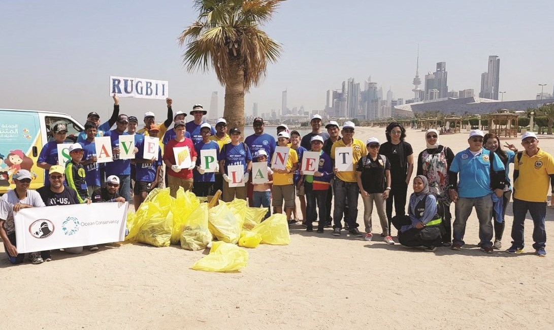 صورة جماعية للمشاركين