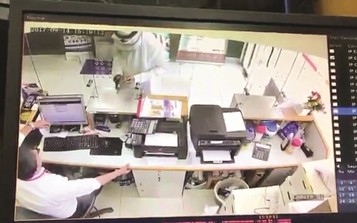 u0644u0642u0637u0629 u0645u0646 u0645u062du0627u0648u0644u0629 u0627u0644u0633u0637u0648 u0648u0641u0642u0627u064b u0644u062au0633u062cu064au0644 u0643u0627u0645u064au0631u0627 u0627u0644u0645u0631u0627u0642u0628u0629