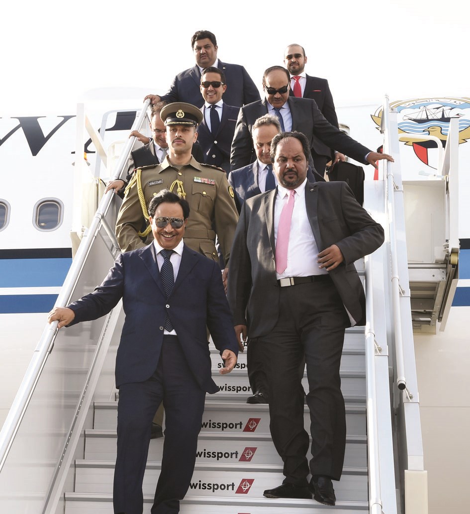 المبارك لدى وصوله والوفد المرافق إلى نيويورك