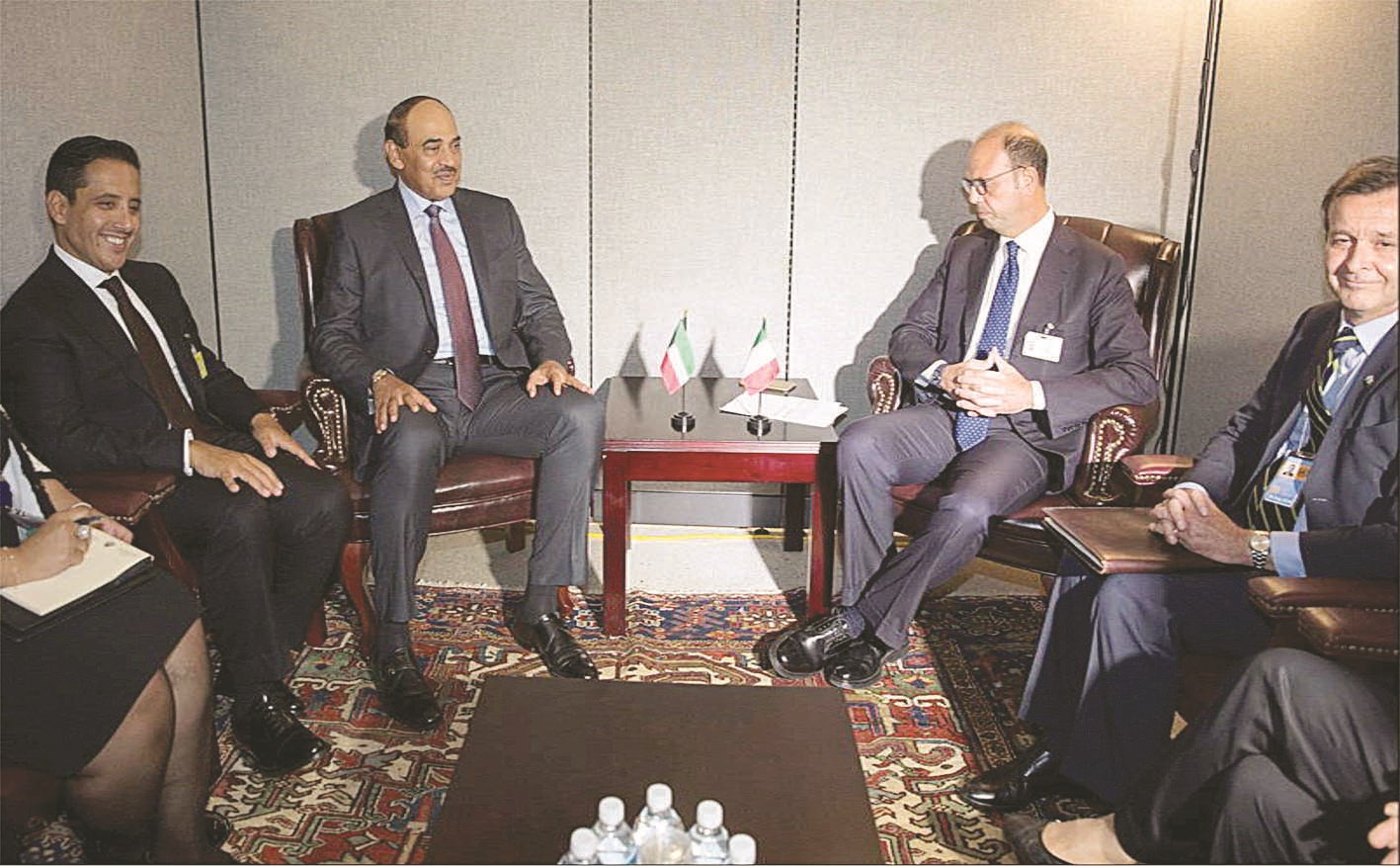 ... ووزير الخارجية والتعاون الدولي الإيطالي