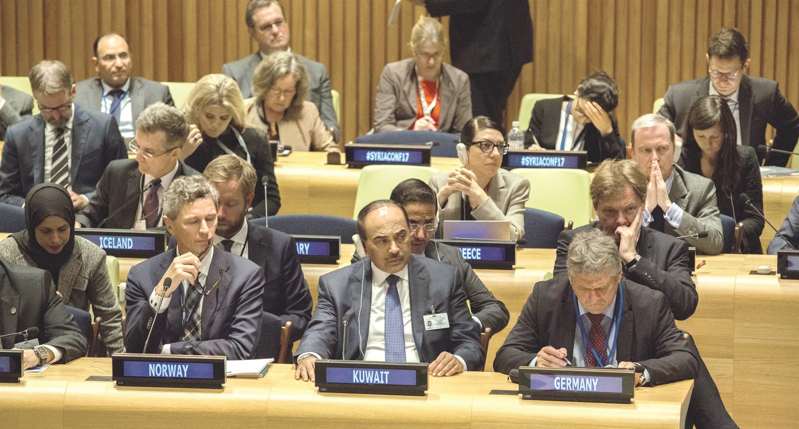 u0635u0628u0627u062d u0627u0644u062eu0627u0644u062f u0645u062au0631u0626u0633u0627u064b u0648u0641u062f u0627u0644u0643u0648u064au062a u0641u064a u0627u0644u0627u062cu062au0645u0627u0639 u062du0648u0644 u0627u0644u0623u0632u0645u0629 u0627u0644u0633u0648u0631u064au0629