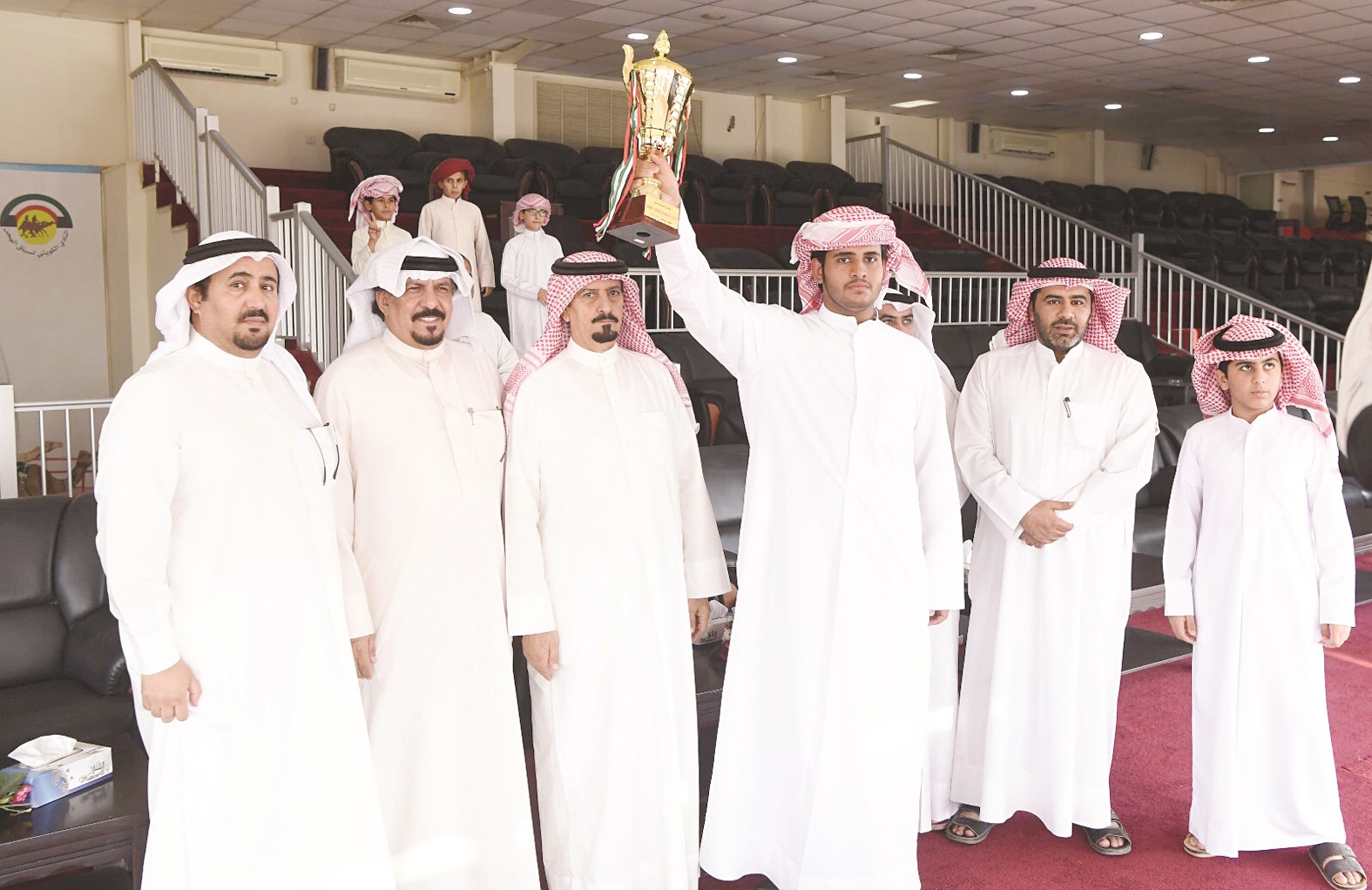 u0631u0628u064au062d u0627u0644u0639u062cu0645u064a u0645u0633u0644u0645u0627u064b u0627u0644u0643u0623u0633 u0625u0644u0649 u0623u0633u0631u0629 u0627u0644u062fu0648u0627u0633