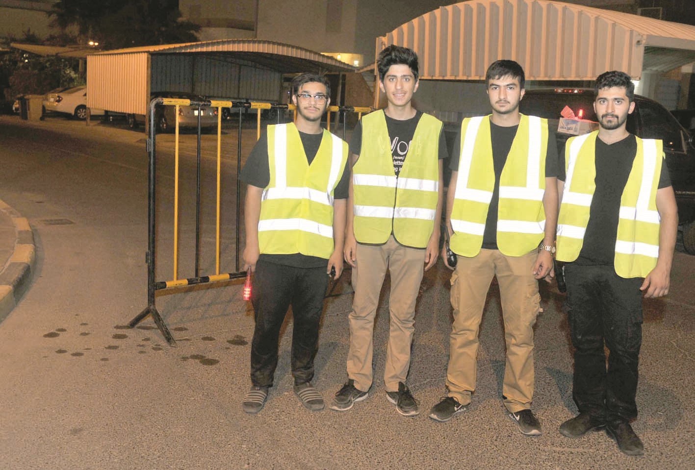 شباب متطوع لتسهيل دخول الحسينيات