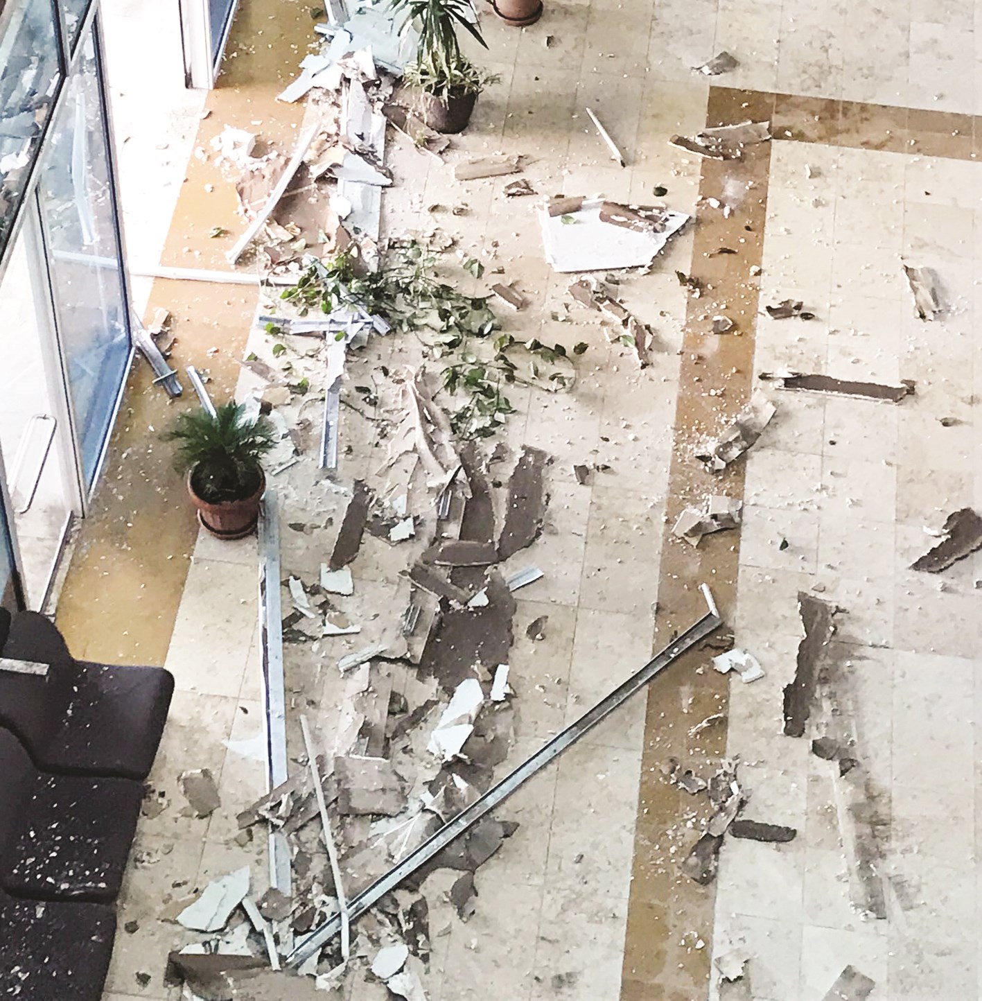 u0628u0642u0627u064au0627 u0627u0644u062fu064au0643u0648u0631u0627u062a u0627u0644u0633u0627u0642u0637u0629 u0645u0646 u0627u0644u0623u062fu0648u0627u0631 u0627u0644u0639u0644u064au0627