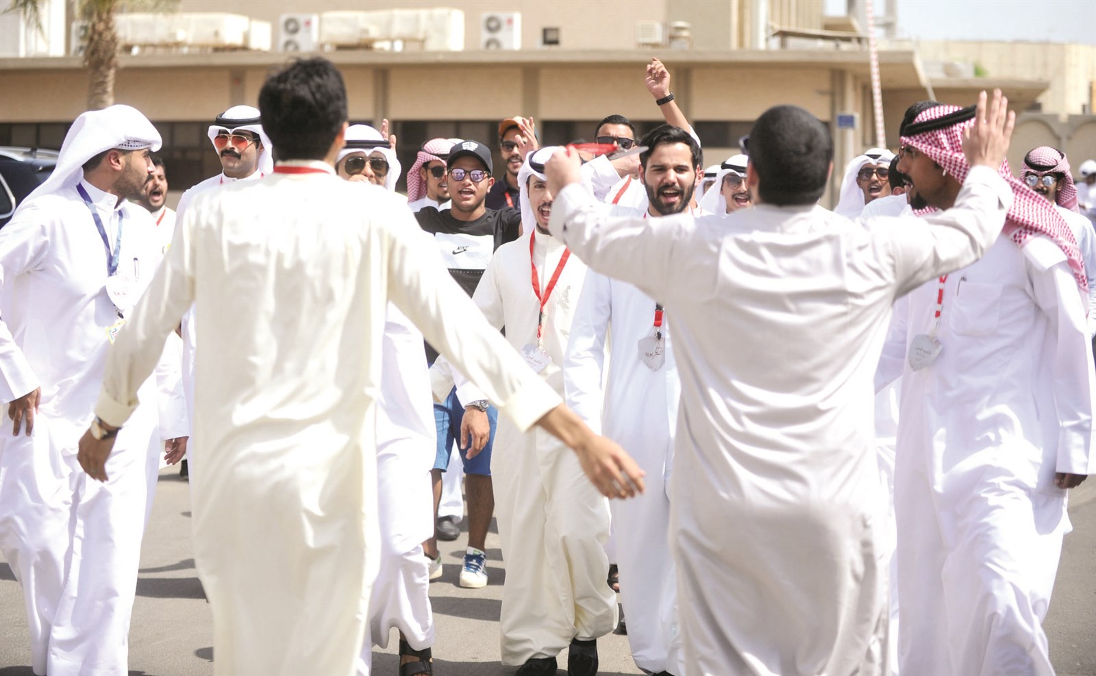 فرحة أنصار «الائتلافية» في التربية