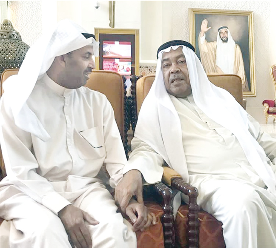 طارق العلي مع سعد الفرج في أبو ظبي