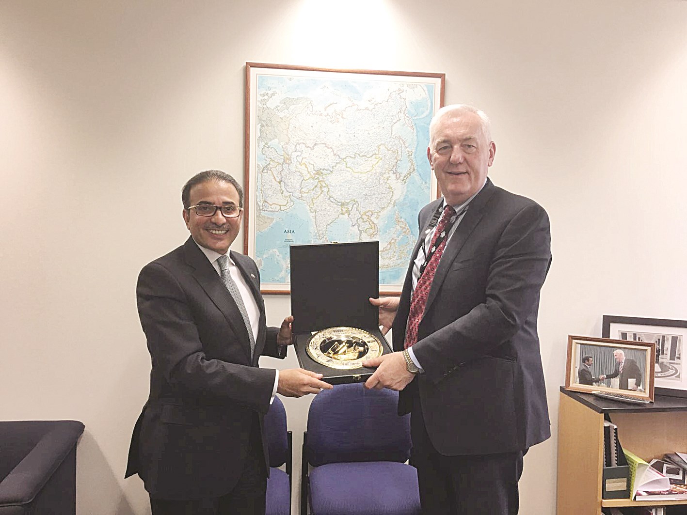 u0646u062cu064au0628 u0627u0644u0628u062fu0631 u0645u0639 u0628u0648u0644 u0641u0648u0644u064a