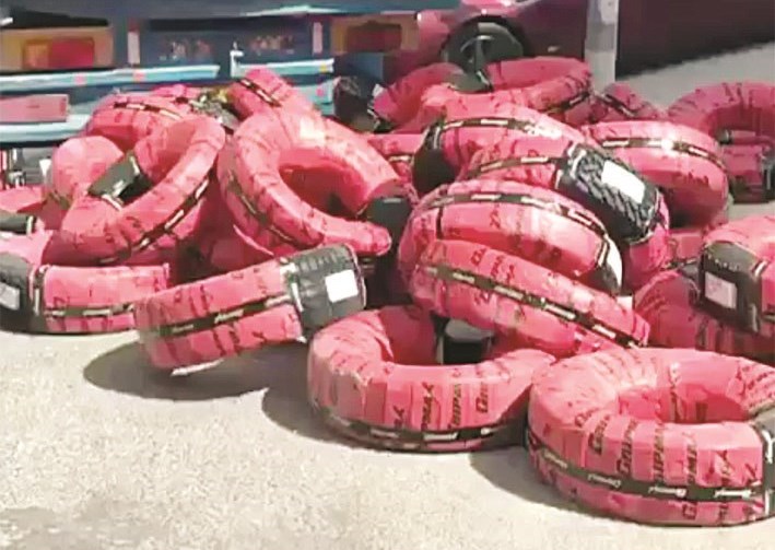 u0625u0637u0627u0631u0627u062a u0641u064a u0637u0631u064au0642u0647u0627 u0644u0644u062au062eu0632u064au0646