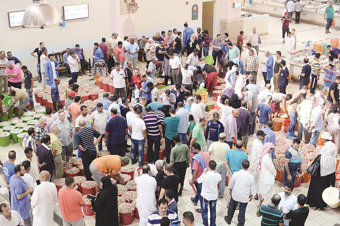 نقل مزاد السمك المستورد إلى شرق كبّد التجار خسائر كبيرة