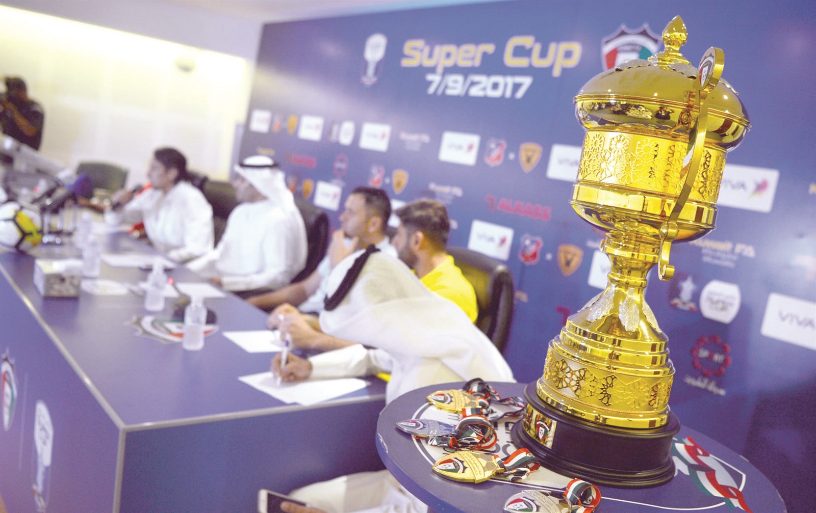 u0643u0623u0633 u0627u0644u0633u0648u0628u0631 u00abu0627u0644u062cu062fu064au062fu0629u00bb u062eu0644u0627u0644 u0627u0644u0645u0624u062au0645u0631 u0627u0644u0635u062du0627u0641u064a u0623u0645u0633        (u062au0635u0648u064au0631 u0646u0627u064au0641 u0627u0644u0639u0642u0644u0629)