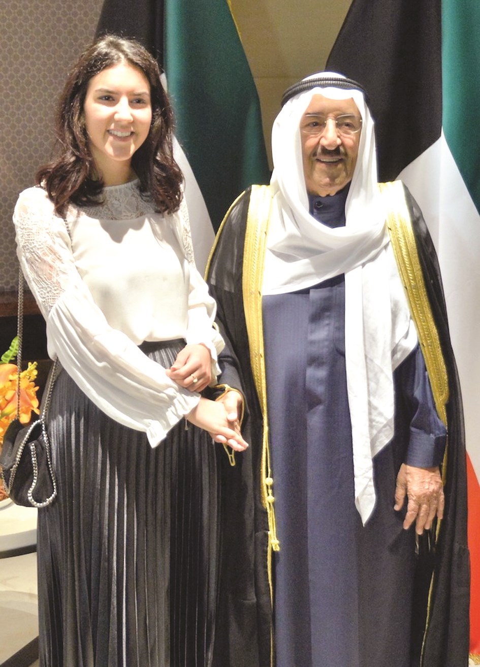 ... وطالبة أخرى