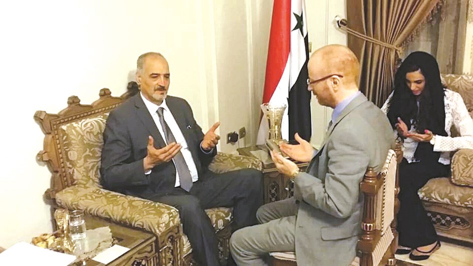 u0645u0635u0637u0641u0649 u0627u0644u062eu0627u0646u064a u0648u0628u0634u0627u0631 u0627u0644u062cu0639u0641u0631u064a u064au0642u0631u0622u0646 u0627u0644u0641u0627u062au062du0629 u064au0648u0645 u0639u0642u062f u0642u0650u0631u0627u0646 u0627u0644u0623u0648u0644 u0639u0644u0649 u0627u0628u0646u0629 u0627u0644u062bu0627u0646u064a