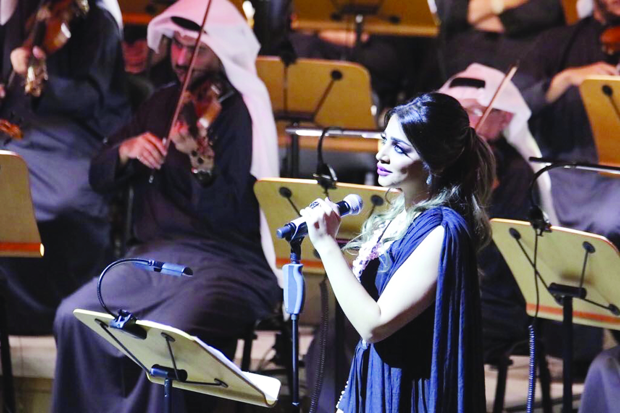 «العمل في الكورال لا يقلل من قيمة الفنان إطلاقاً»