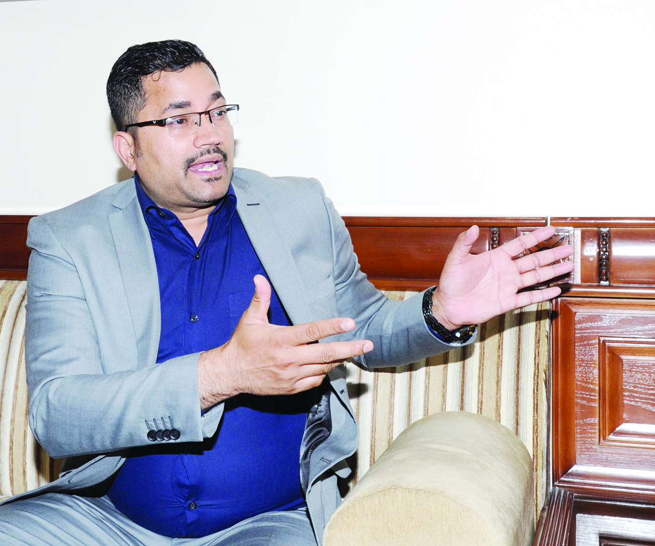 u0633u0648u0645u0627u0646u062a u0645u064au0634u0631u0627 u062fu064au0648u0646u062b