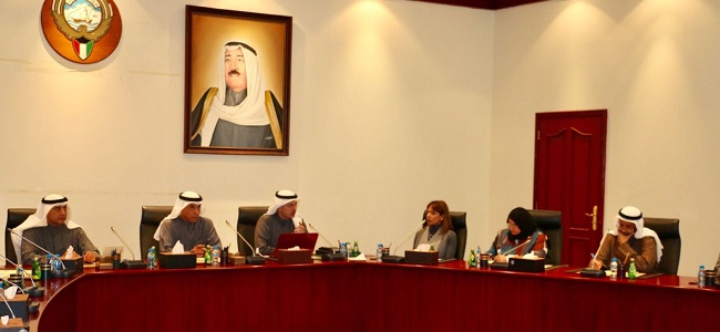 u062cu0627u0646u0628 u0645u0646 u0627u062cu062au0645u0627u0639 u0627u0644u0648u0632u064au0631 u0644u0625u0639u0644u0627u0646 u0646u062au0627u0626u062c u062fu0631u0627u0633u0629 u00abu0628u064au0631u0644u0632u00bb u0627u0644u062fu0648u0644u064au0629 2016 (u0643u0648u0646u0627)