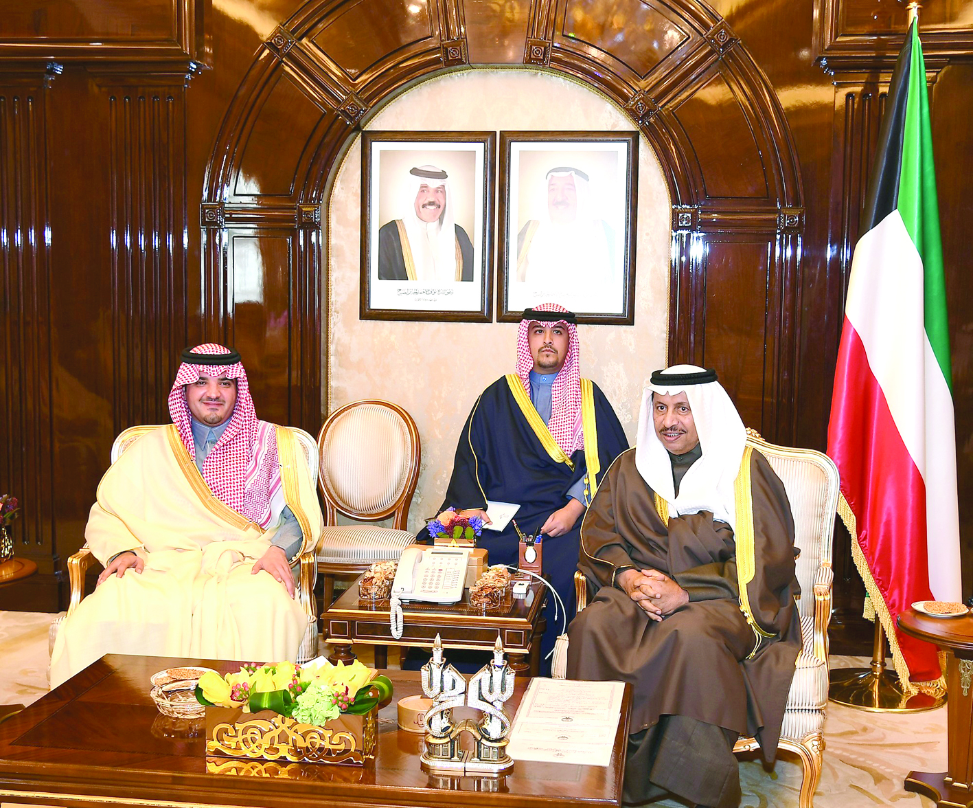 المبارك خلال استقباله بن سعود