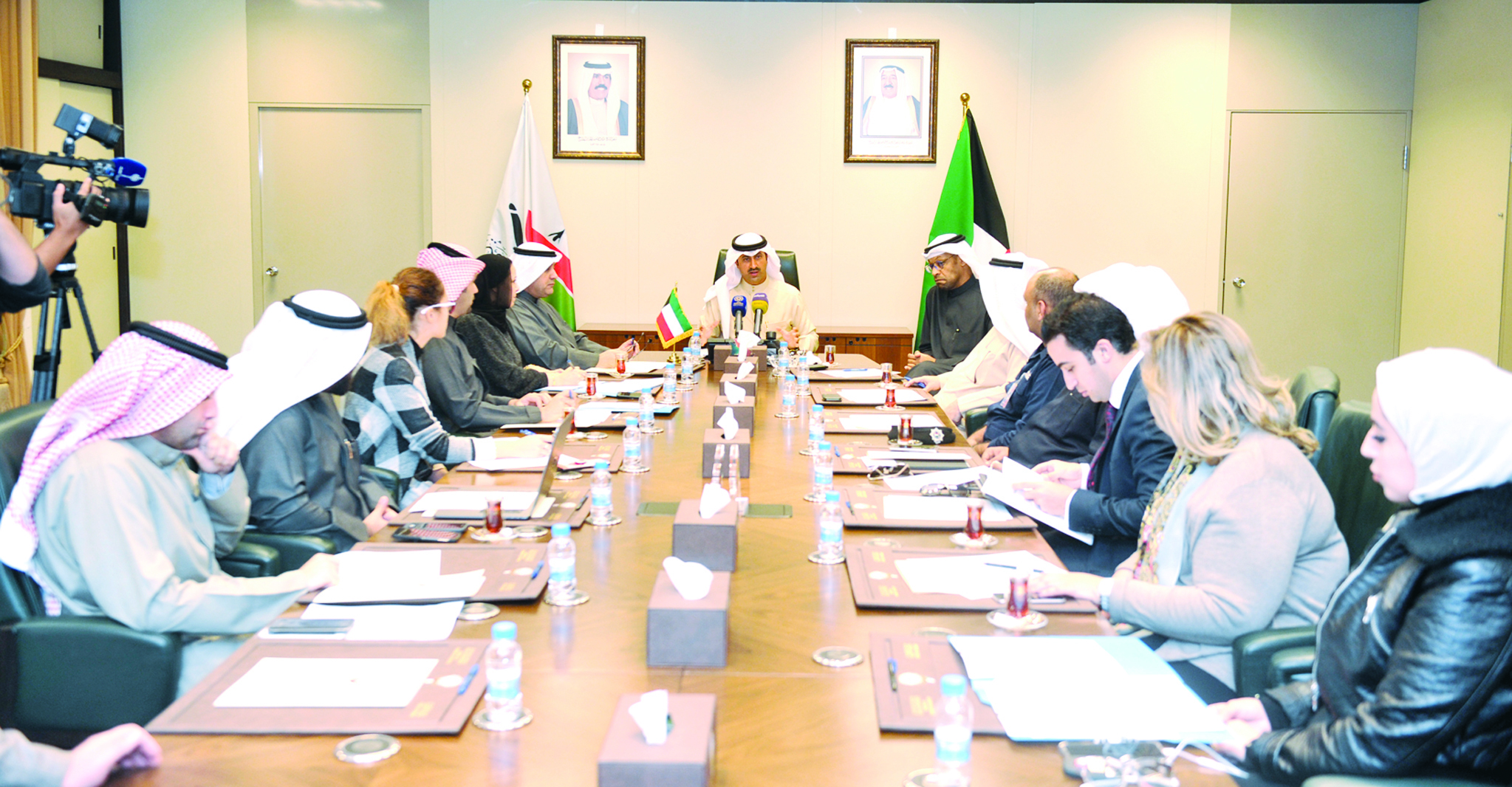 u062cu0627u0646u0628 u0645u0646 u0627u0644u0627u062cu062au0645u0627u0639u0627u062a u0627u0644u062au062du0636u064au0631u064au0629 t(u062au0635u0648u064au0631 u0633u0639u062f u0647u0646u062fu0627u0648u064a)