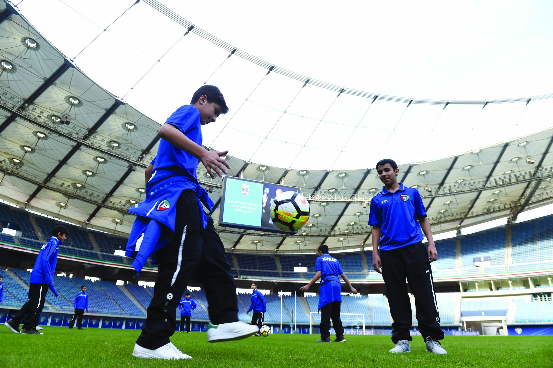 u0645u0646 u0647u0646u0627... u0627u0644u0628u062fu0627u064au0629t(u062au0635u0648u064au0631 u0623u0633u0639u062f u0639u0628u062fu0627u0644u0644u0647)