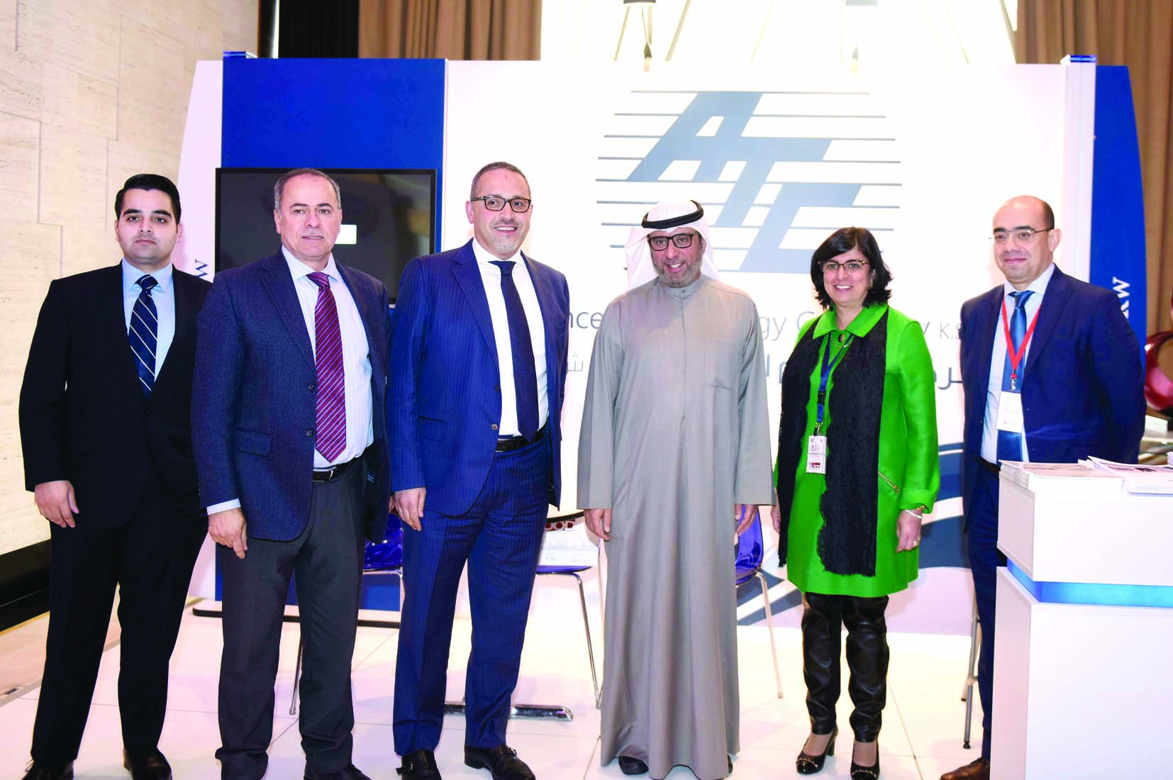 u0627u0644u062fu0648u064au0631u064a u0648u0627u0644u0631u0636u0648u0627u0646 u064au062au0648u0633u0637u0627u0646 u0639u062fu062fu0627u064b u0645u0646 u0627u0644u0645u0634u0627u0631u0643u064au0646 u0641u064a u0645u0624u062au0645u0631 u0627u0644u0645u0645u0627u0631u0633u0627u062a u0627u0644u0627u0643u0644u064au0646u064au0643u064au0629 u0644u0637u0628 u0646u0642u0644 u0627u0644u062fu0645