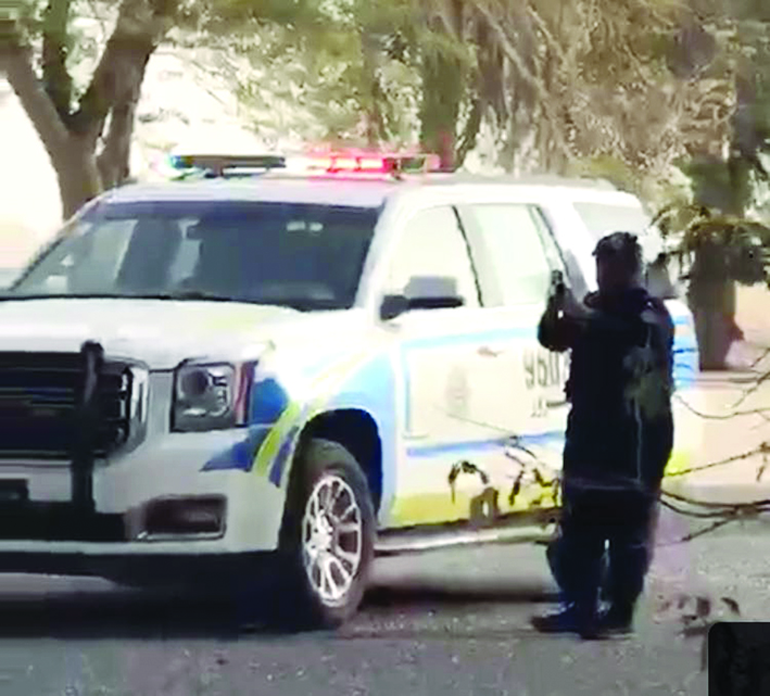 شرطي ترك عمله وصور الحريق