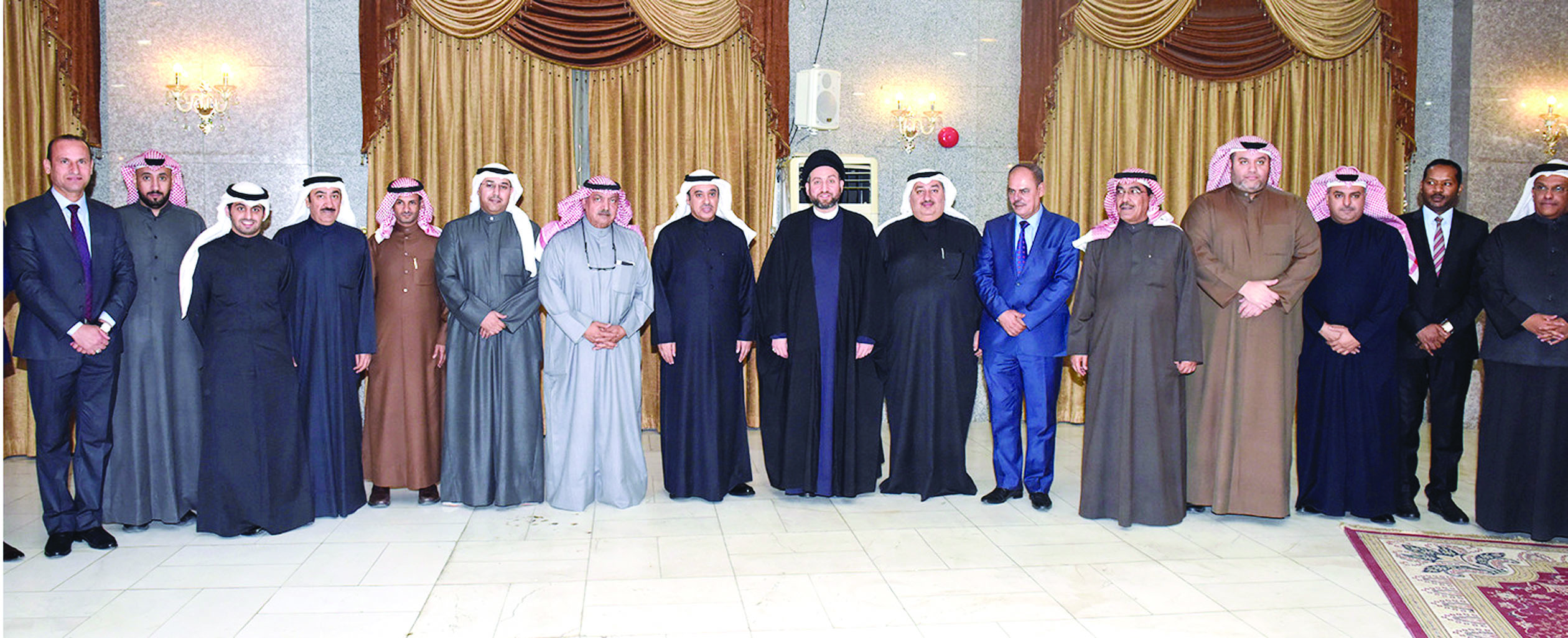 u0639u0645u0627u0631 u0627u0644u062du0643u064au0645 u0645u062au0648u0633u0637u0627u064b u0623u0639u0636u0627u0621 u0627u0644u0648u0641u062f u0627u0644u0643u0648u064au062au064a