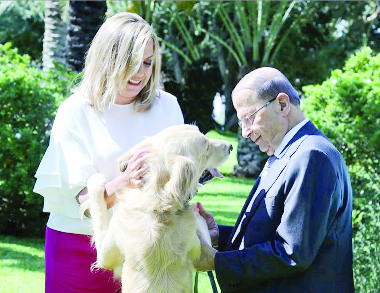 الرئيس الذي يهتمّ بالحيوانات