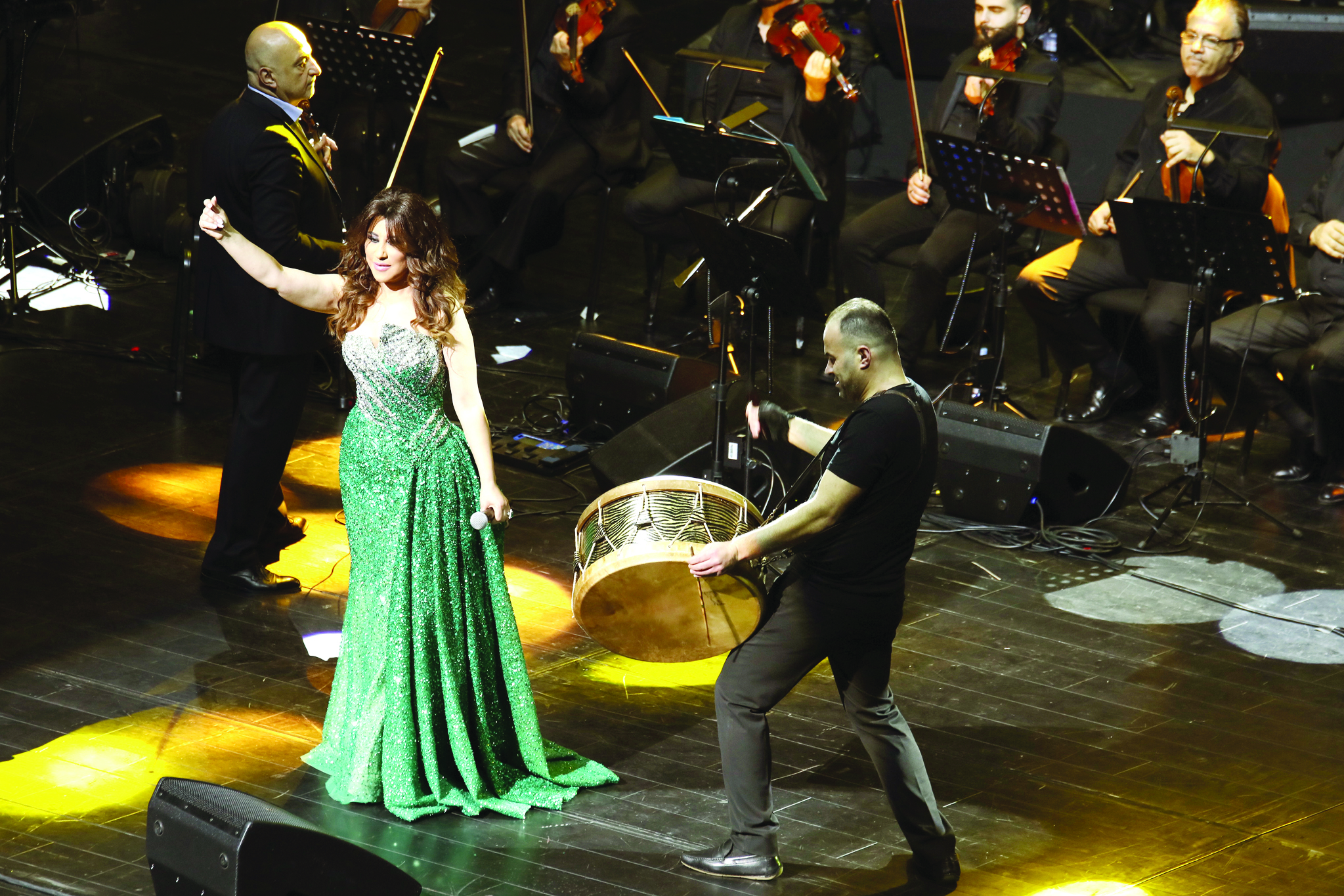 ... وأشعلت المدرجات 