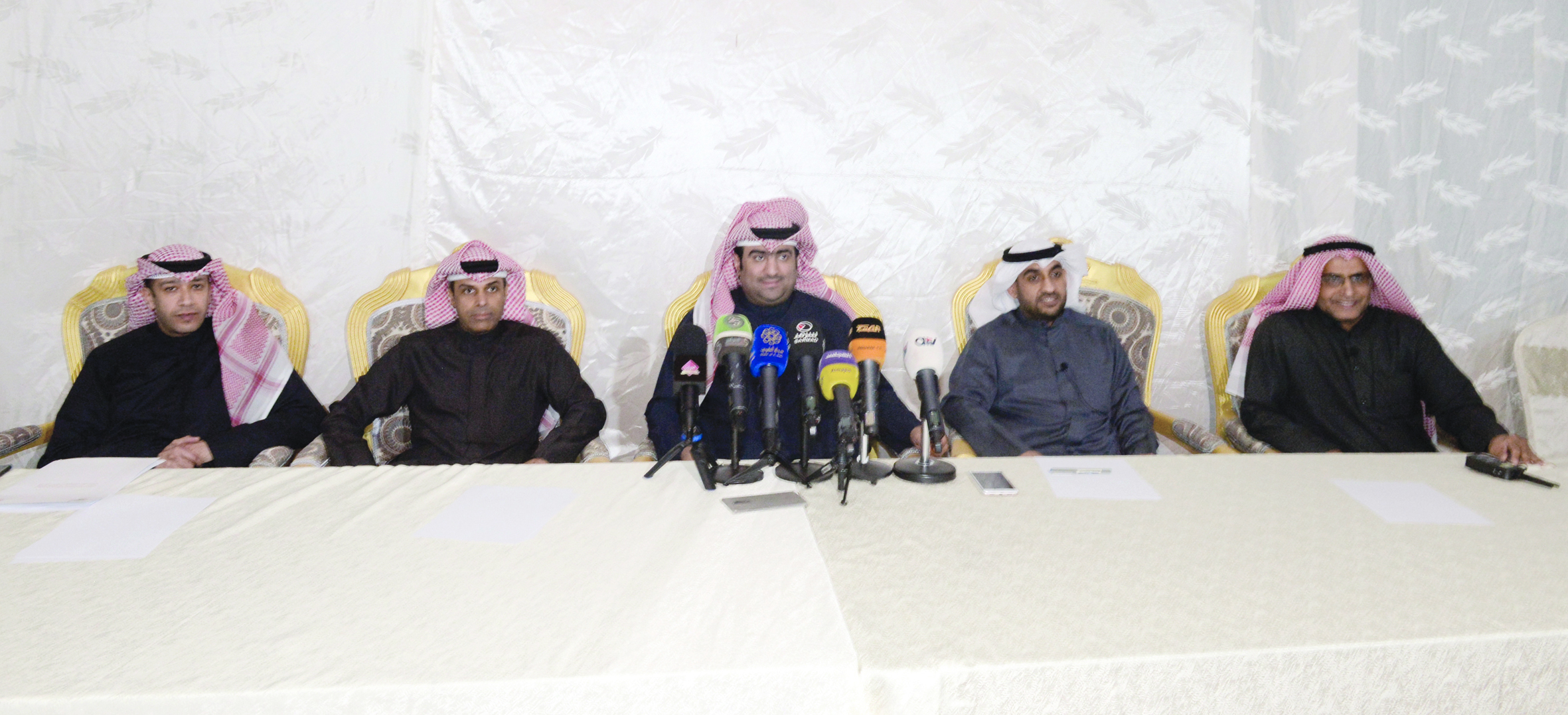 u0627u0644u0631u0648u0636u0627u0646 u0648u0627u0644u0648u0643u064au0644 u062eu0627u0644u062f u0627u0644u0641u0627u0636u0644 u0648u0627u0644u062cu0648u0639u0627u0646 u0648u0627u0644u0641u0627u0631u0633 u062eu0644u0627u0644 u0627u0644u0646u062fu0648u0629t      (u062au0635u0648u064au0631 u0632u0643u0631u064au0627 u0639u0637u064au0629)