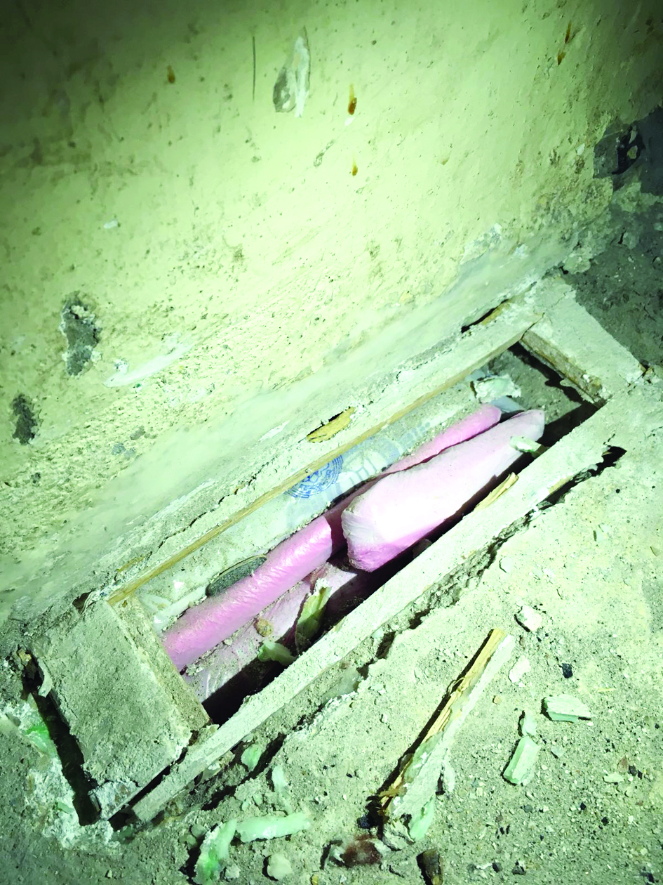 أحد مخابئ الممنوعات