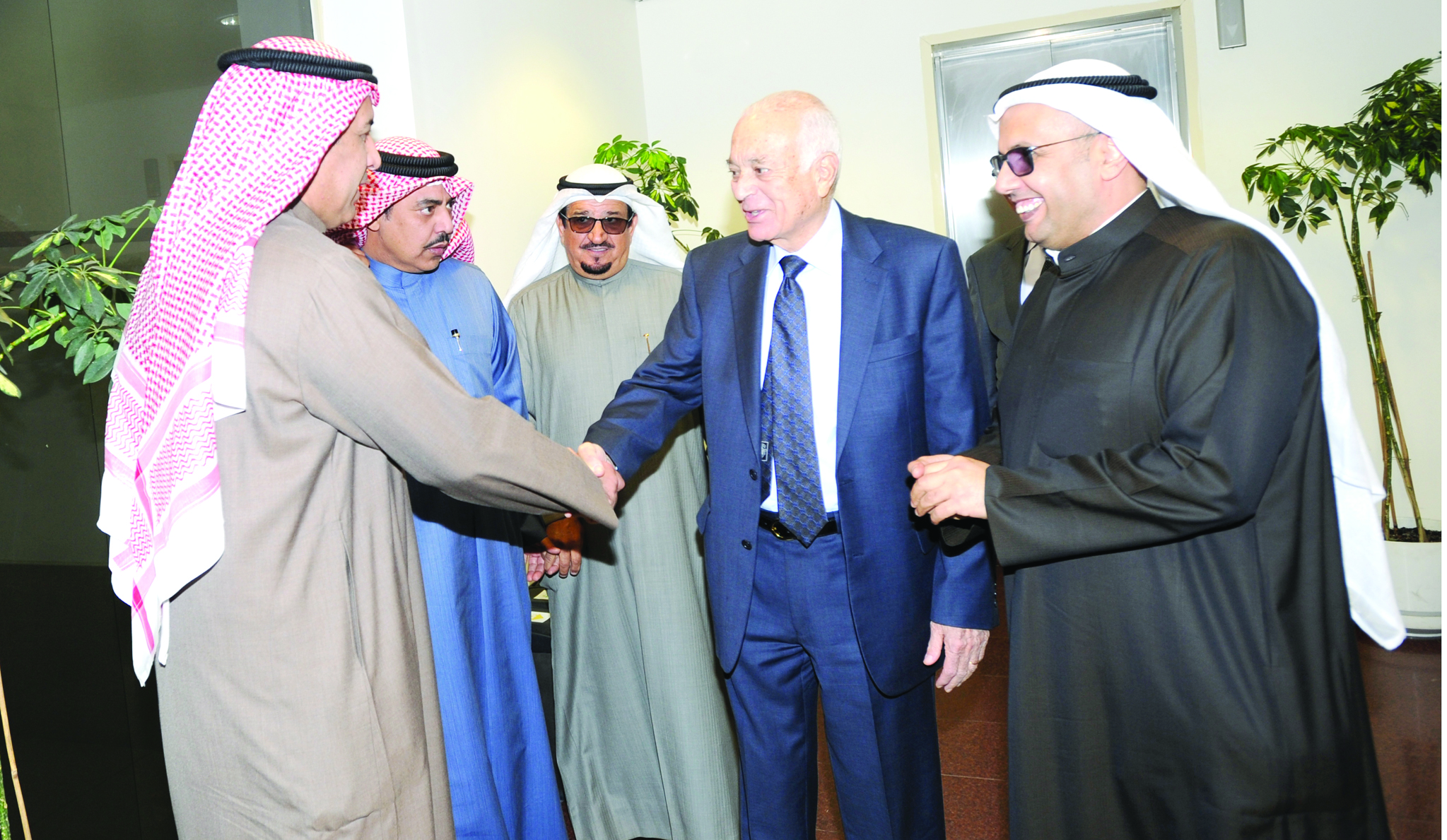 u0627u0644u0639u0631u0628u064a u0644u062fu0649 u0632u064au0627u0631u062au0647 u0644u062cu0627u0645u0639u0629 u0627u0644u0643u0648u064au062a      t(u062au0635u0648u064au0631 u0643u0631u0645 u0630u064au0627u0628) 