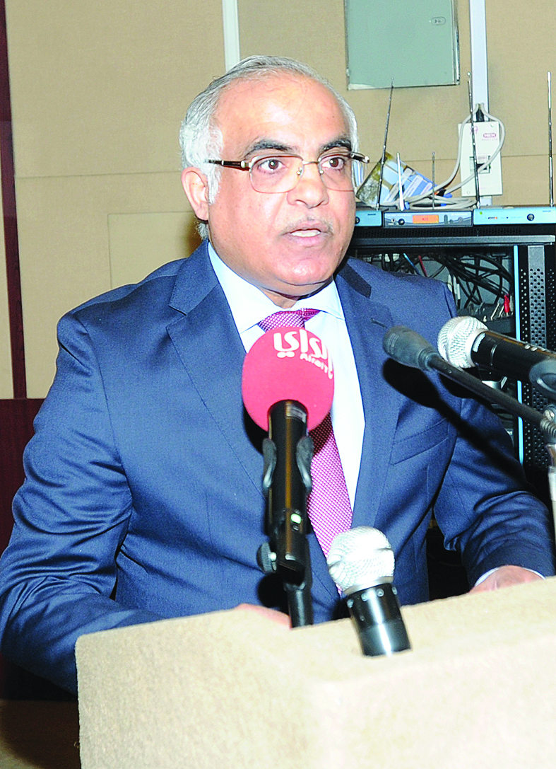 عادل خضر عايد