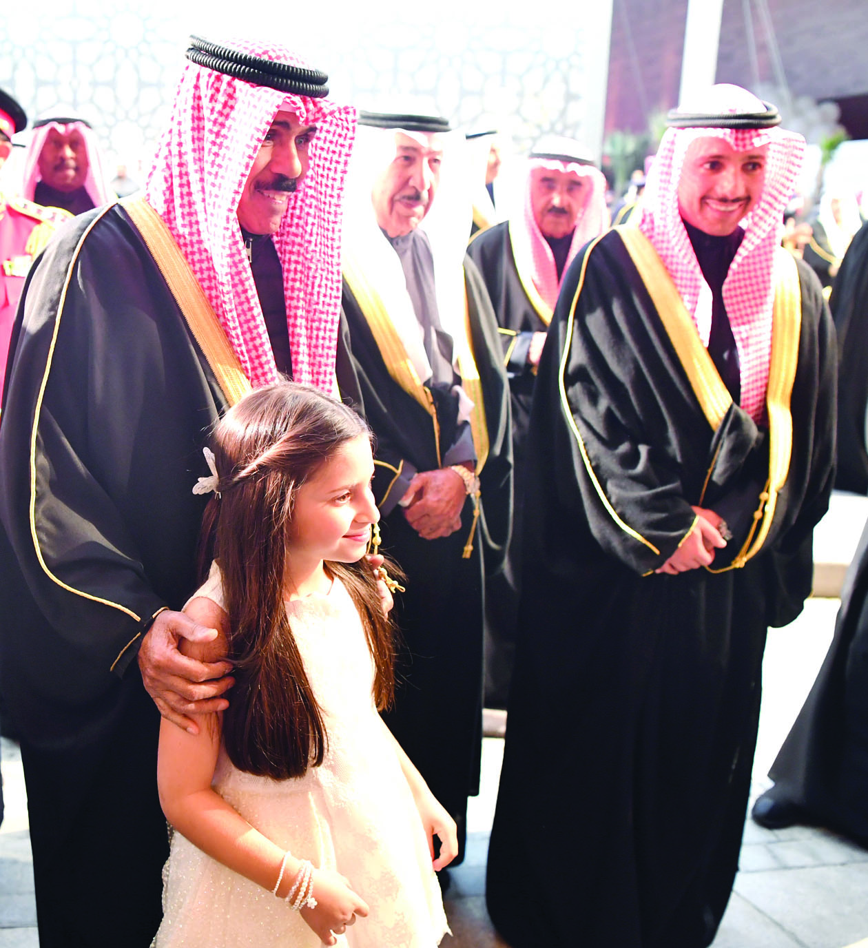 سمو ولي العهد والغانم