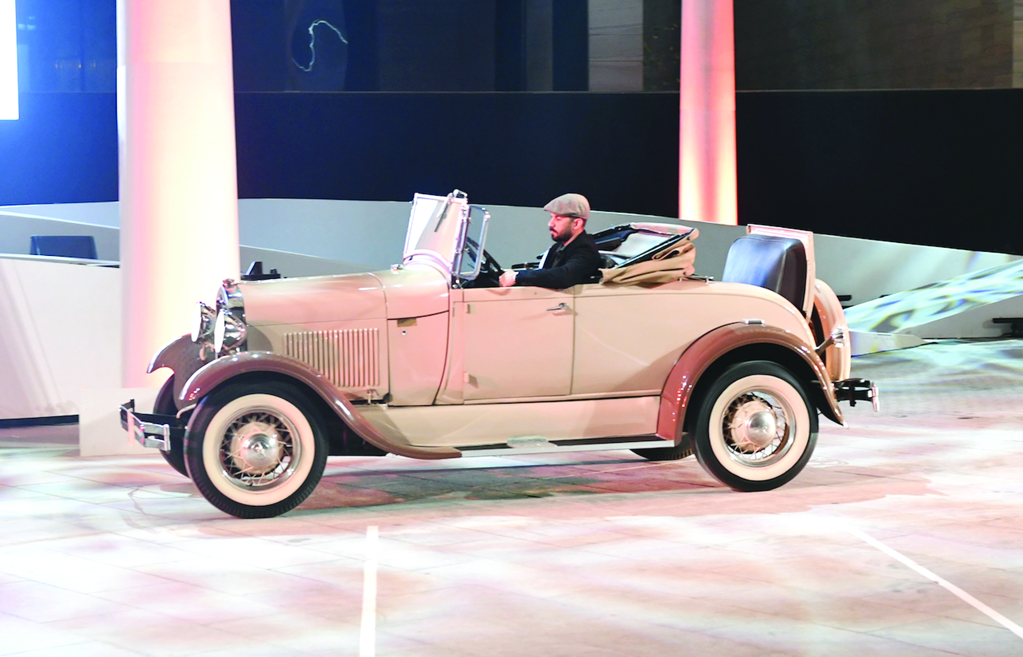 سيارة أثرية