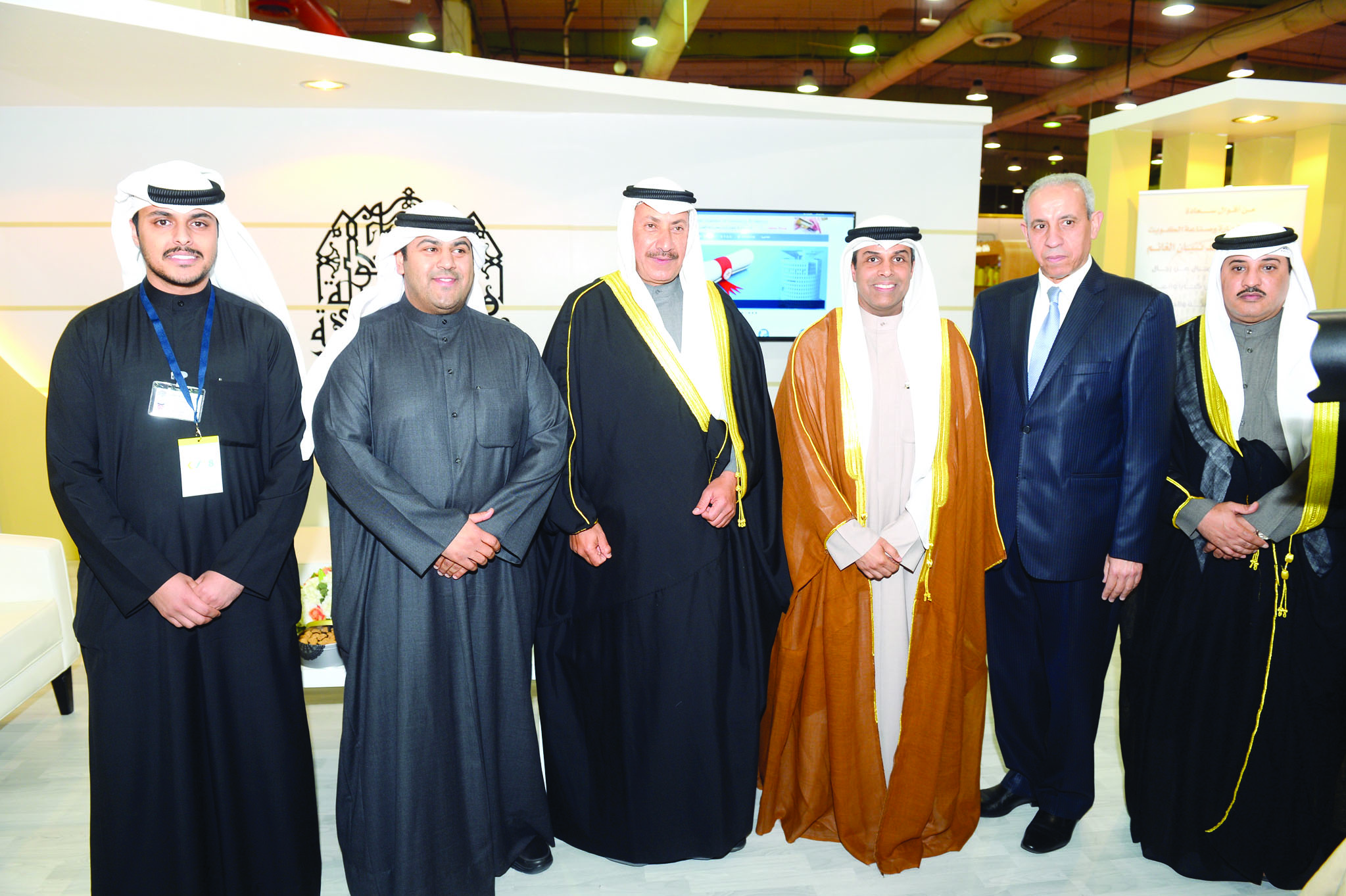 وزير الأشغال في جناح «الغرفة»