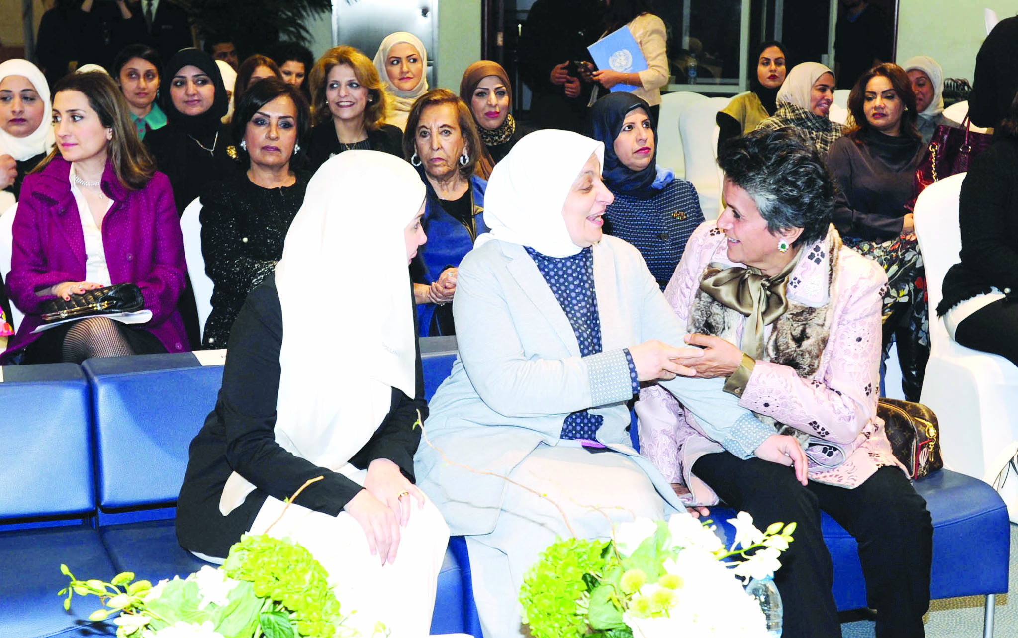 حديث بين هند الصبيح وصفاء الهاشم وجنان بوشهري